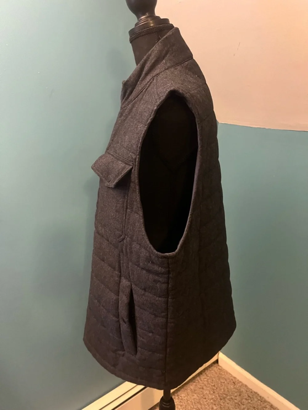Faherty Teton Valley Dark Gray Men’s Quilted Vest Size Large